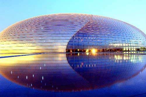 樹脂井蓋和鑄鐵井蓋各有各的優勢，看使用場合來決定。